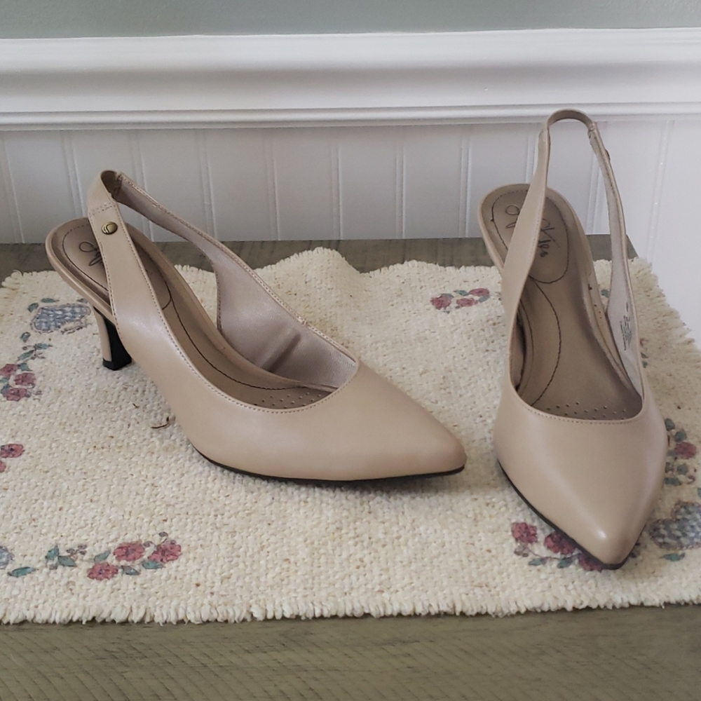 Womans shoes